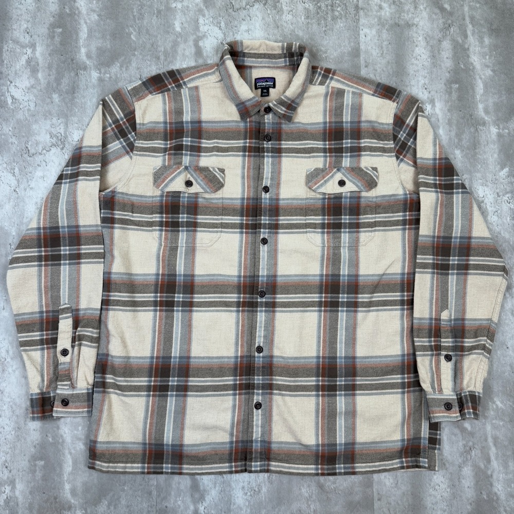 Patagonia Flannel Shirt Mens 2XL Tan Plaid Long Sleeve Organic Cotton 2 Pockets